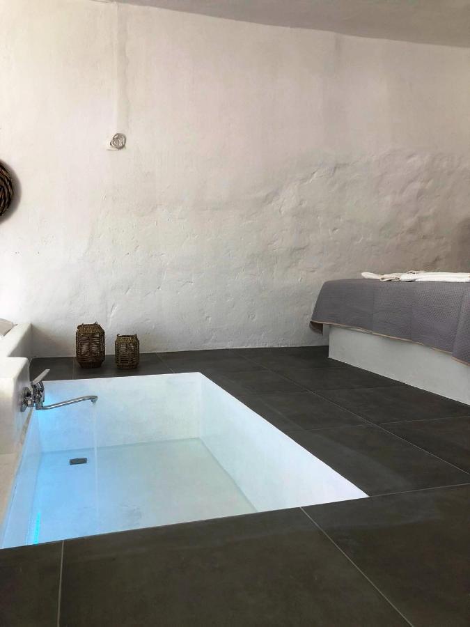 Agia Kiriaki Beach  Aqua Bay Agia Kyriaki B&B 외부 사진